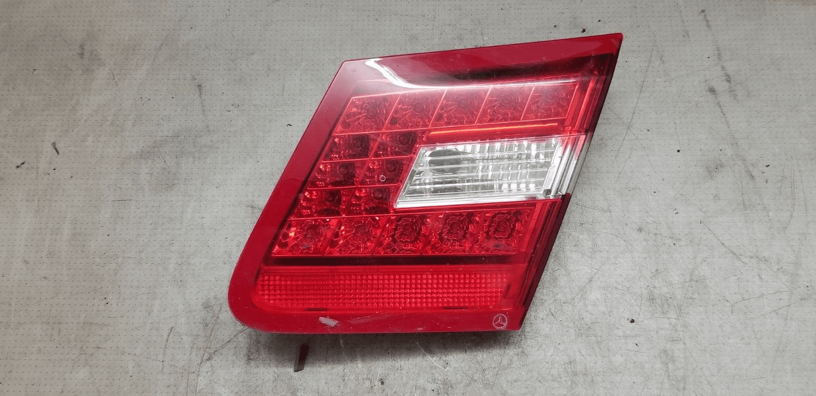 Mercedes Benz W207 Rear Lamp Right Side O/S Inner Trunk Lid Light A2078200464 |O