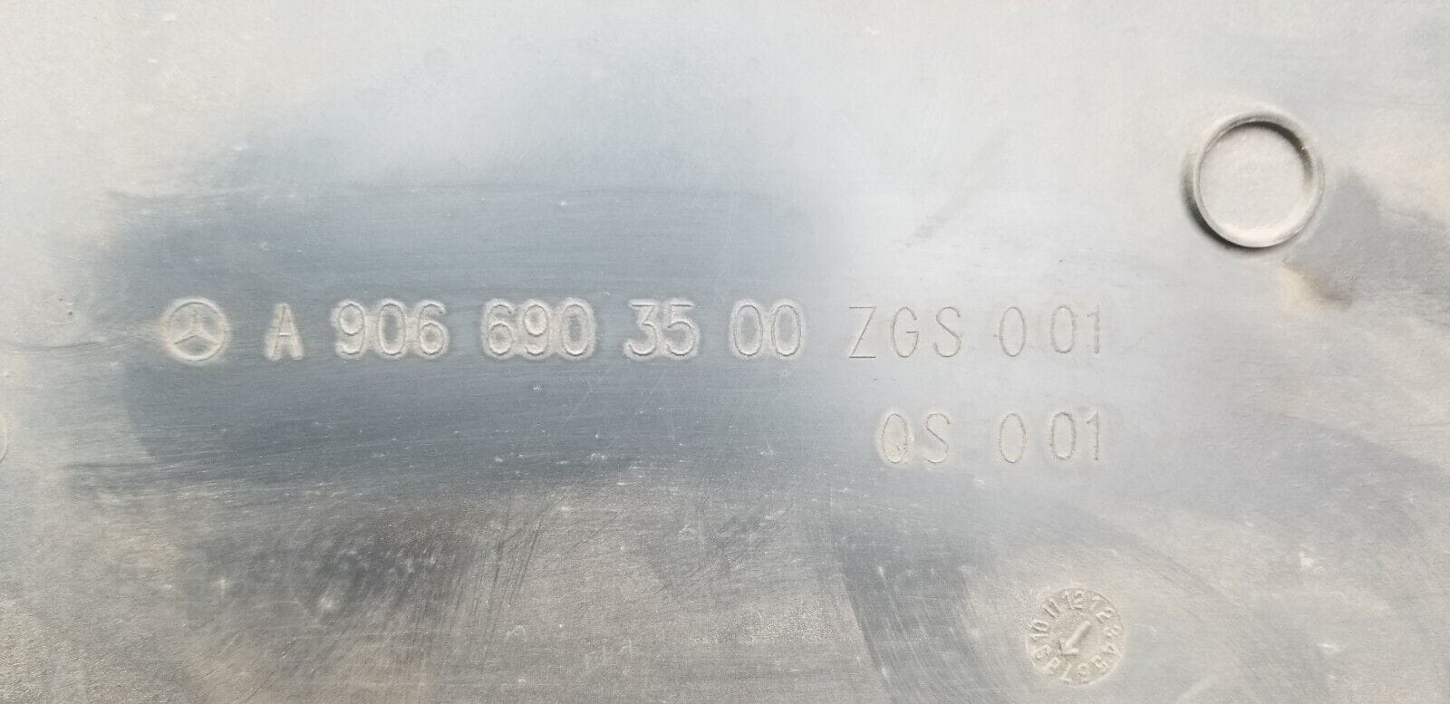 Mercedess Sprinter 2014 Driver Rear Quarter Trim A9066903500 - Image 3