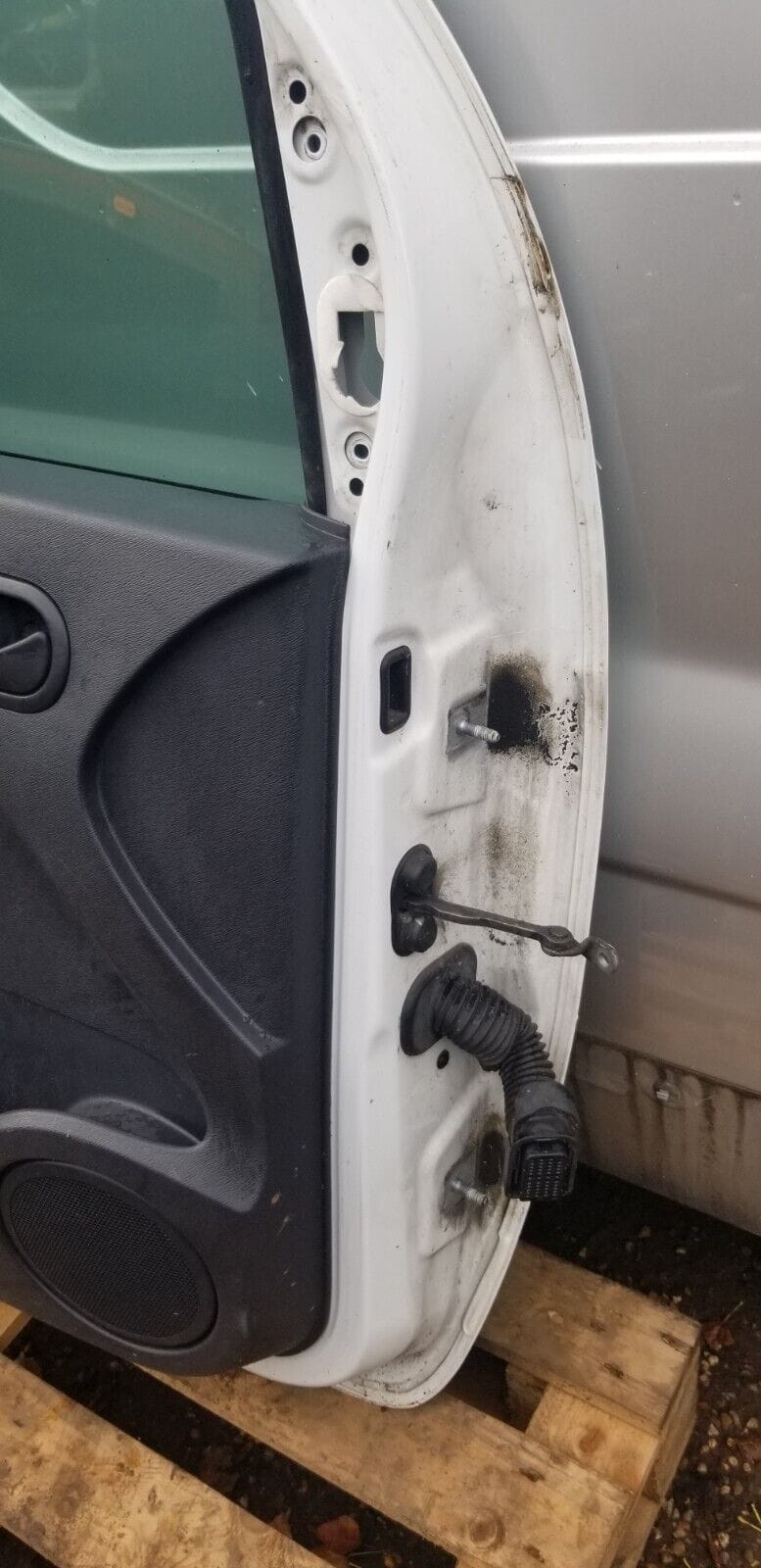 RENAULT KANGOO 2009-2013 DOOR (FRONT PASSENGER SIDE) WHITE - Image 8