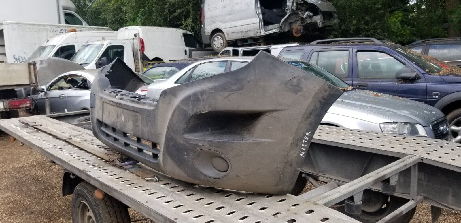 Renault Master 2010-2014 Front Bumper Genuine - Image 4