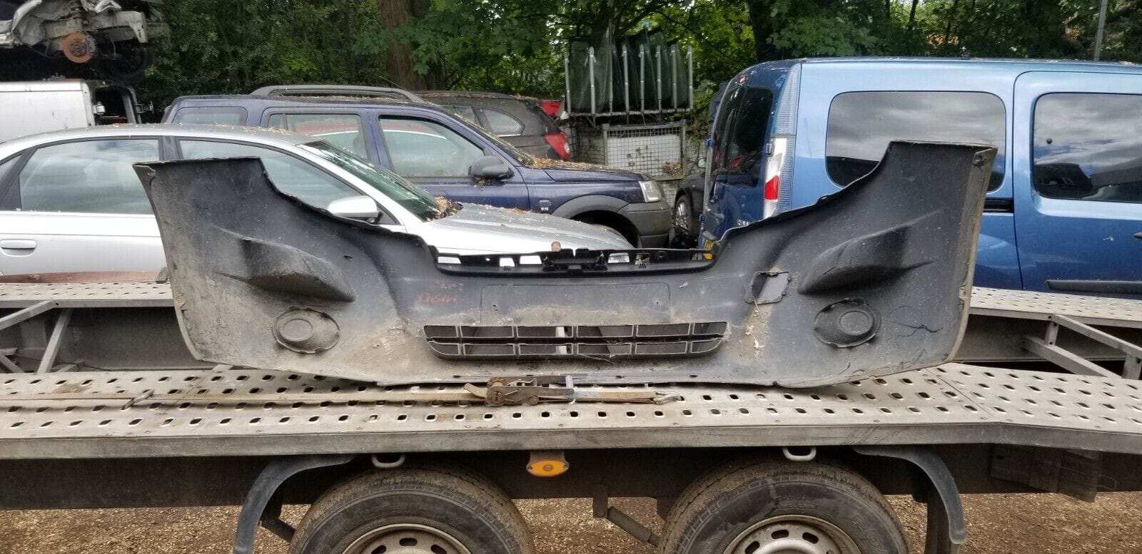 Renault Master 2010-2014 Front Bumper Genuine - Image 5