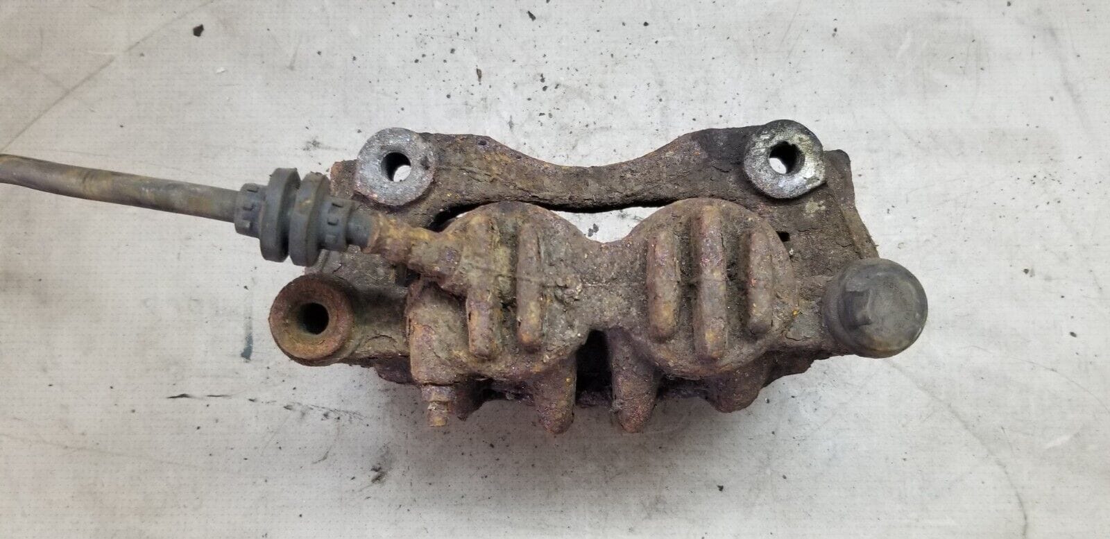 RENAULT MASTER Brake Caliper Drivers Front 2010 2.3 Diesel - Image 4