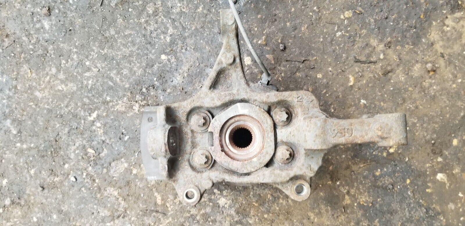 Renault Trafic 3 X82 2015 1.6 Cdi Nearside Passenger Side Front Wheel Hub And Bearing |O - Image 3