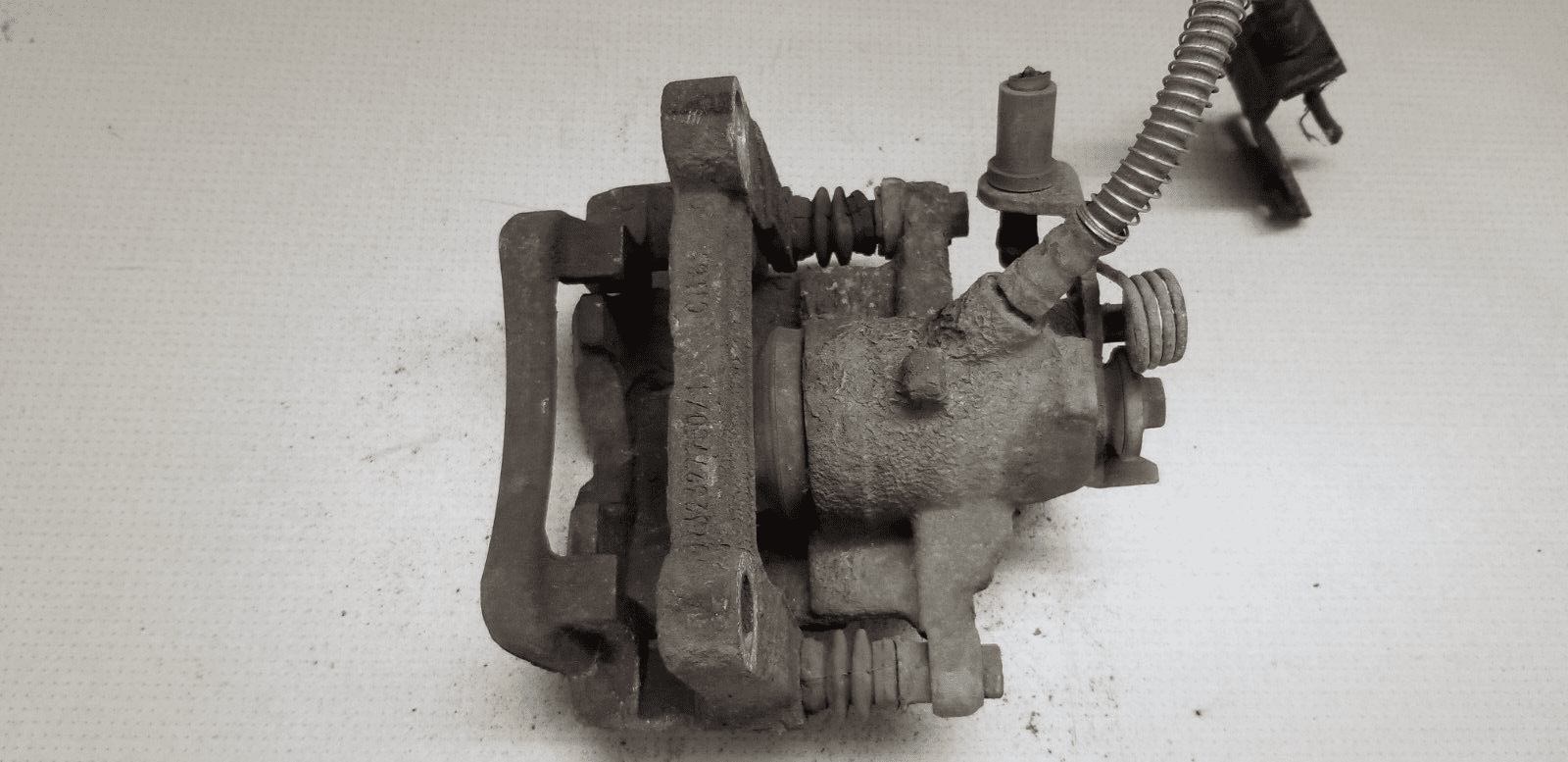 RENAULT TRAFIC Rear brake calliper, LEFT SIDE 837018 - Image 5