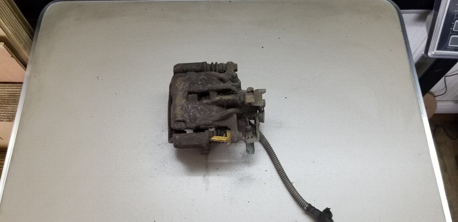 RENAULT TRAFIC Rear brake calliper, LEFT SIDE 837018