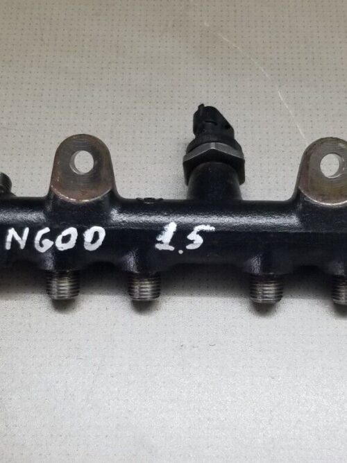 RENAULT/NISSAN VARIOUS 1.5 DCI EURO 5 INJECTOR RAIL 175215346R BOSCH FITS 10-15