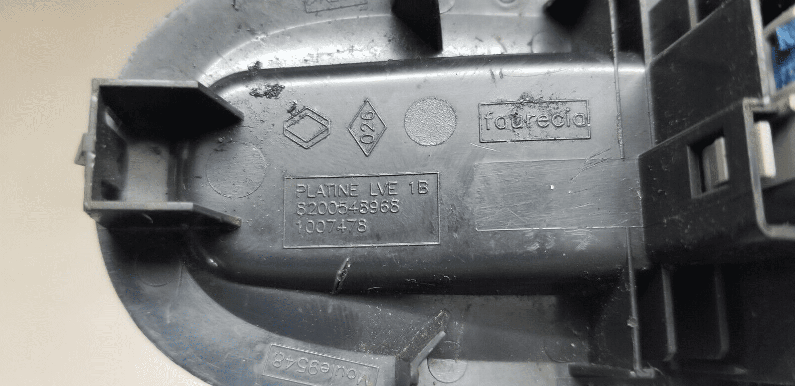 Renault Kangoo Window Mirror Switch Front NS Left 8200548968 - Image 4