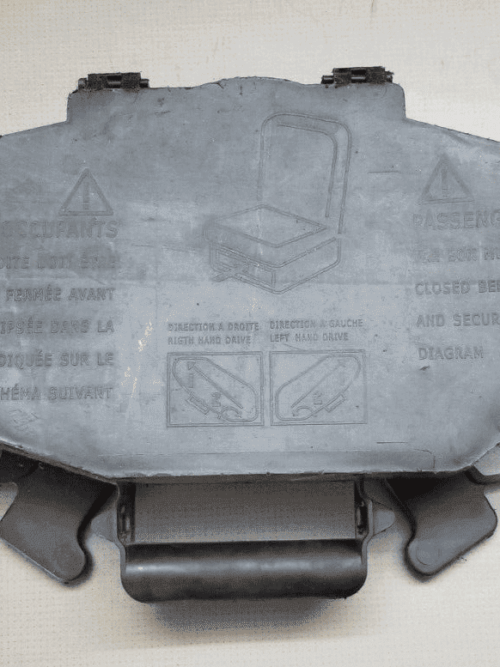 Renault TRAFIC VAUXHALL VIVARO Jack and Tool Kit 8200727771