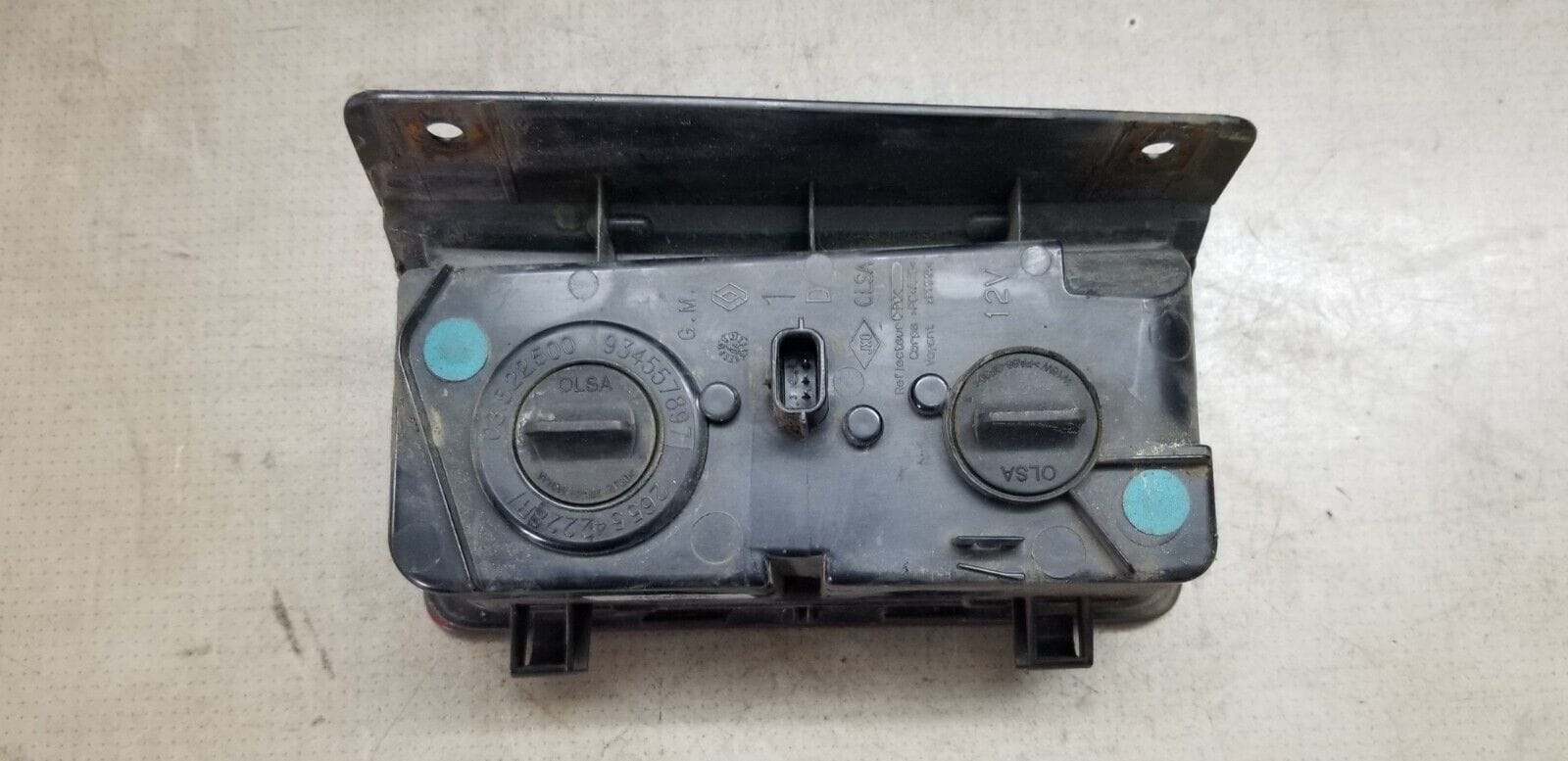 Renault Trafic Mk3 Vivaro 14-20 Rear Driver Side Right Lower Light 265540042R - Image 6