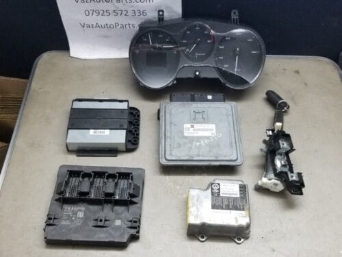 SEAT IBIZA 6J 1.6 TDI ECU Kit 03L906023GG CAYC – Front View