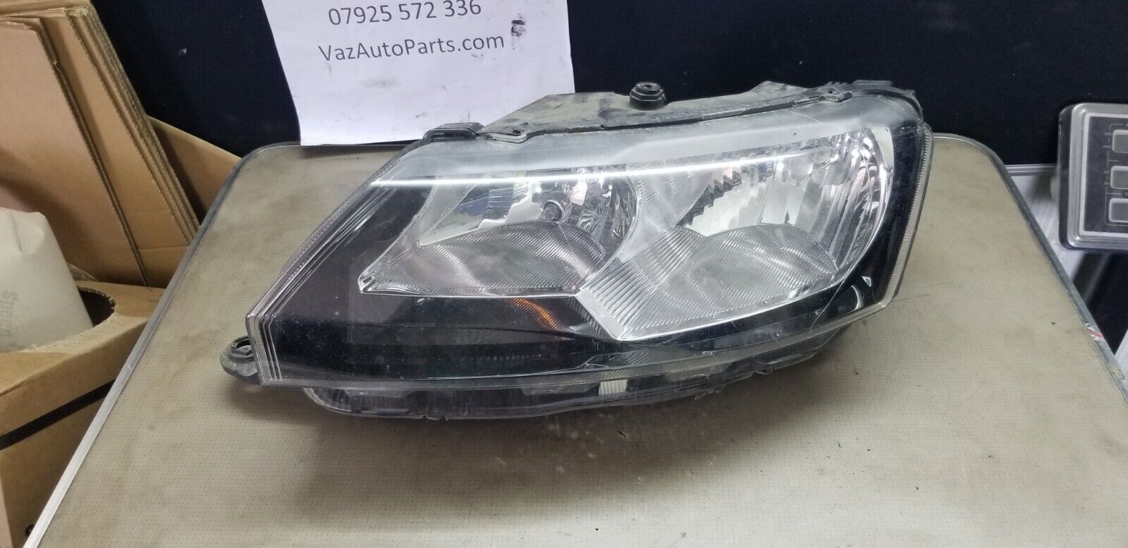 Skoda Rapid 2016 - Ns (Passenger) Headlight 5JC941015