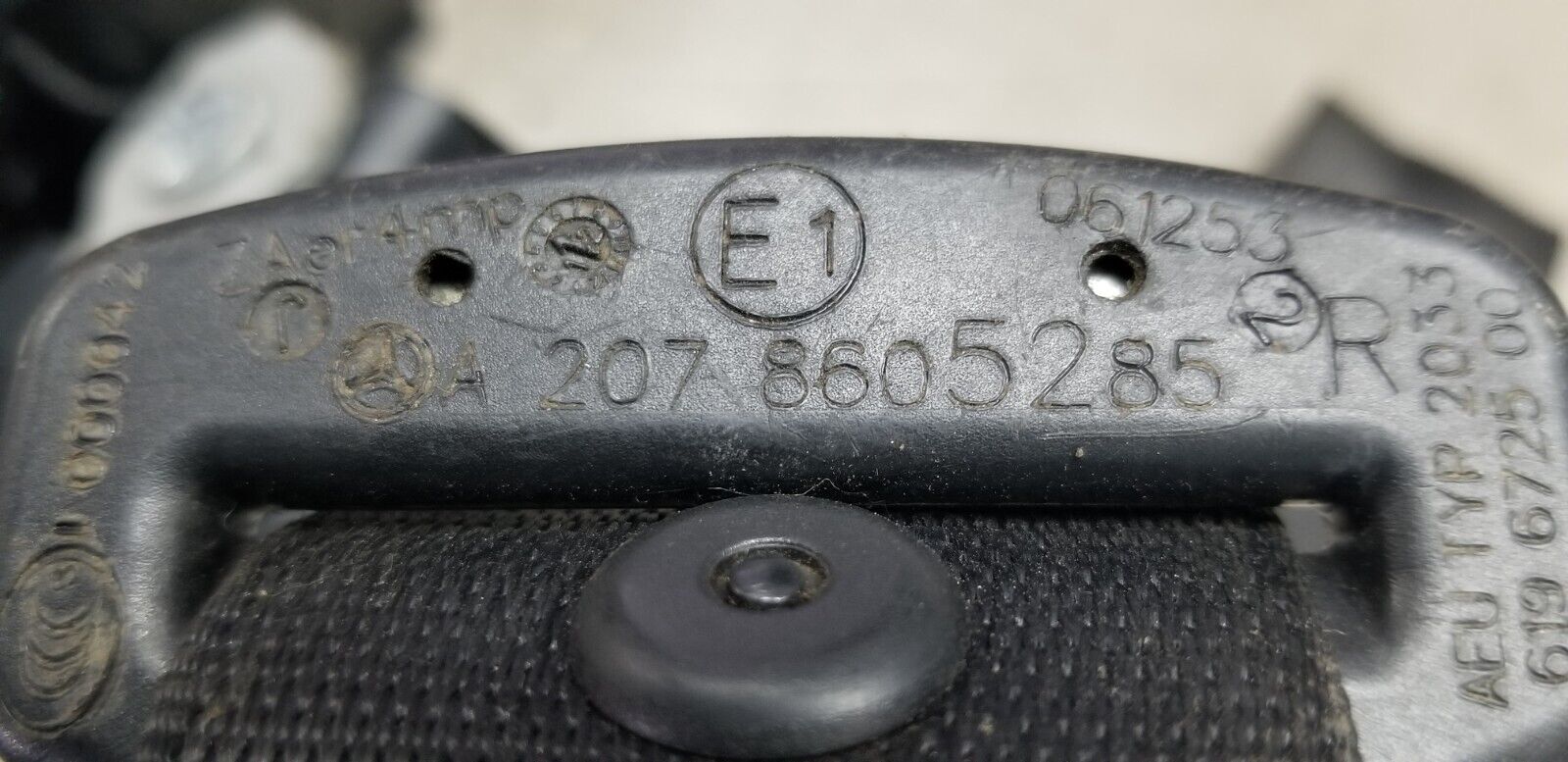 Seat Belt Mercedes W207 A207 C207 Front Right O/S Black A2078605285 - Image 7