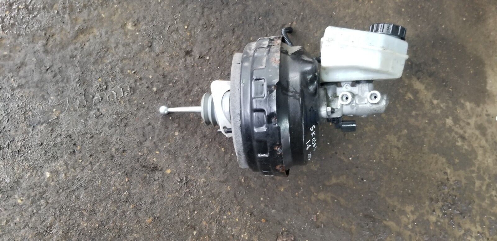 Skoda Rapid Brake Servo 1.6 Diesel 2016 6C2614105 - Image 3
