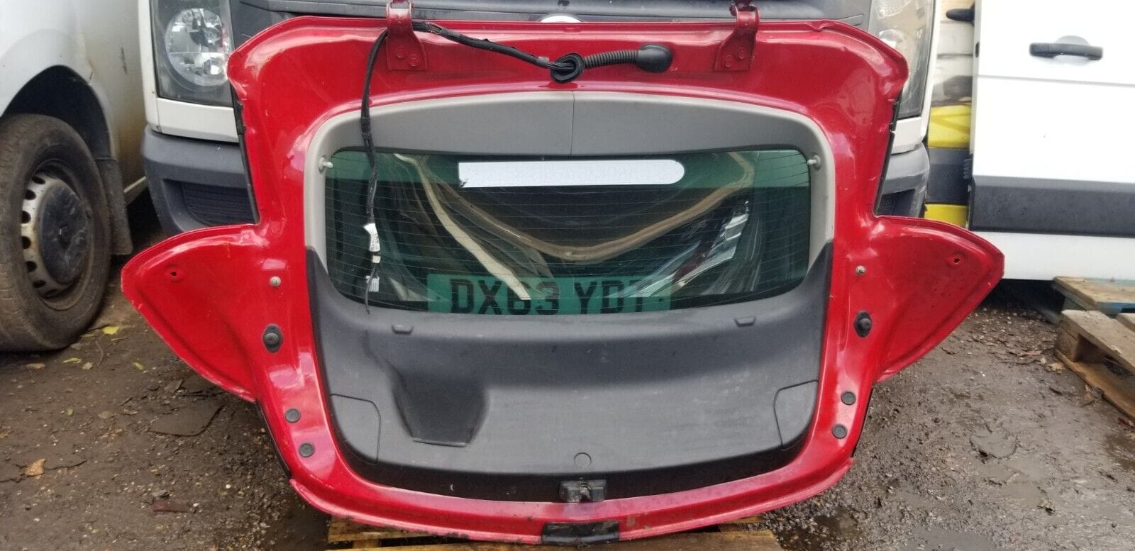VAUXHALL ASTRA GTC CDTI 3DR HATCHBACK 09-16 TAILGATE RED - Image 3