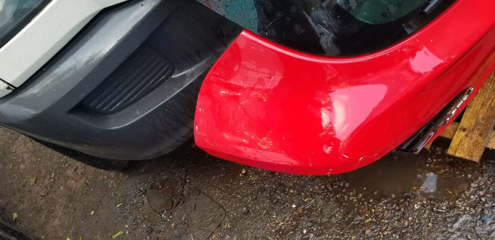 VAUXHALL ASTRA GTC CDTI 3DR HATCHBACK 09-16 TAILGATE RED - Image 10