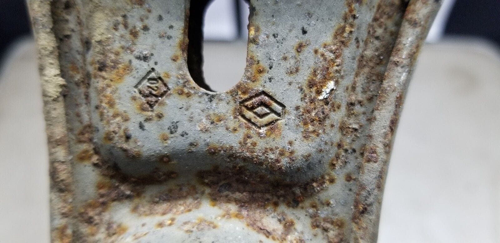 VAUXHALL VIVARO ENGINE MOUNT 1.6 DIESEL 95517211 MK2 2014 - 2019 - Image 5