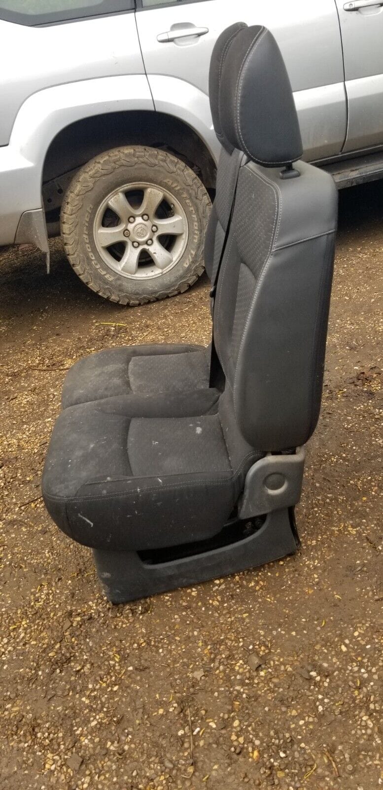 VAUXHALL VIVARO MK2 FRONT PASSENGERS DOUBLE BENCH SEAT 2014 - 2019 - Image 6