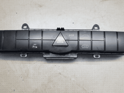 Volkswagen Crafter Hazard Warning Light Switch 2015 2.0 Diesel HVW9068700510