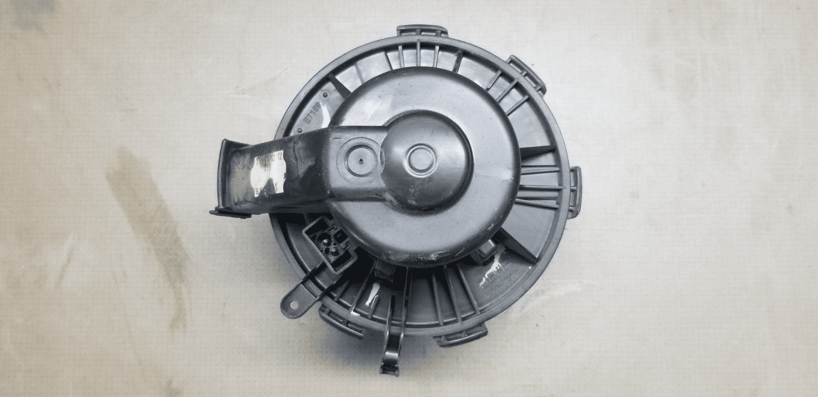 VOLKSWAGEN CRAFTER Heater Blower Motor Fan 2014 2.0 Diesel - Image 3