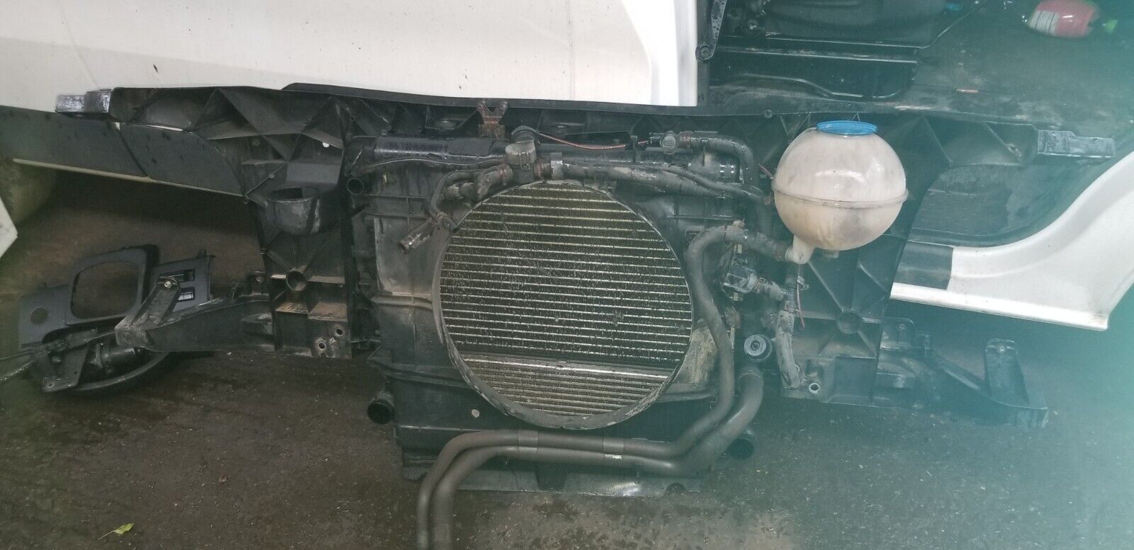 VOLKSWAGEN Crafter 2015 - 2.0 Diesel Radiator Intercooler RAD PACK HVW9065000202 - Image 4