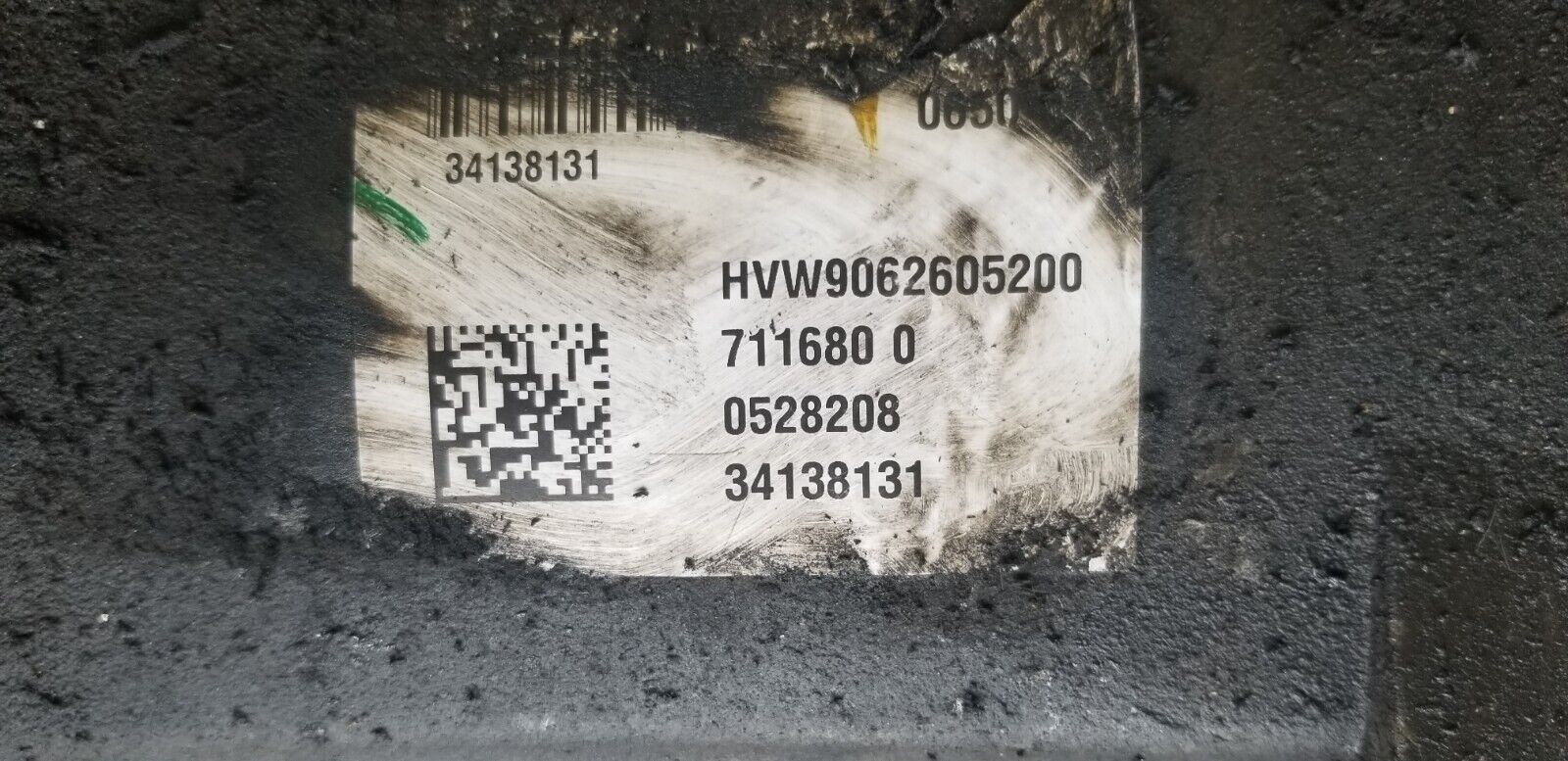 Gearbox casing HVW9062605200 part number label