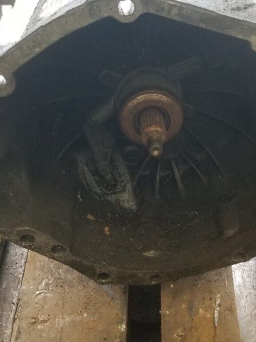 Used 6-speed VW Crafter gearbox – side profile