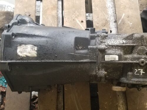 VW Crafter 6-speed gearbox front view