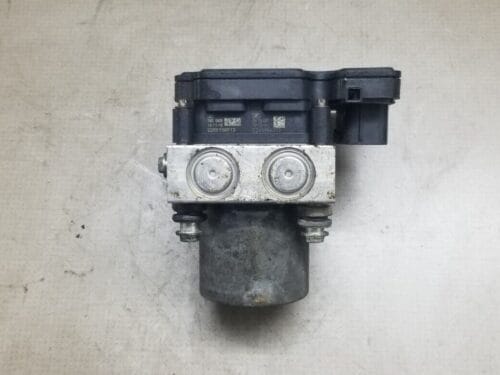 Volkswagen Crafter ABS Pump 2.0 TDI 2014 Bosch 2265106513 |O