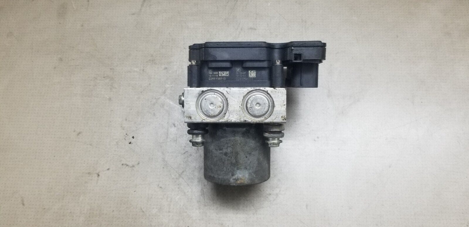 Volkswagen Crafter ABS Pump 2.0 TDI 2014 Bosch 2265106513 |O