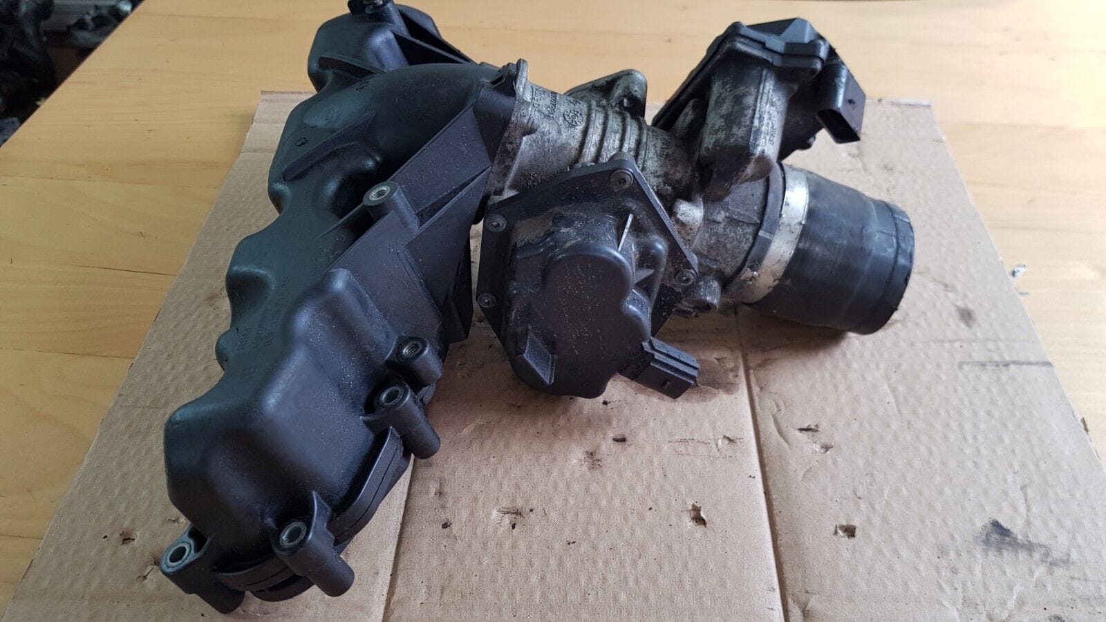 VW Crafter 2e 2014 2.0 TDI Ckt EGR Valve V29007881