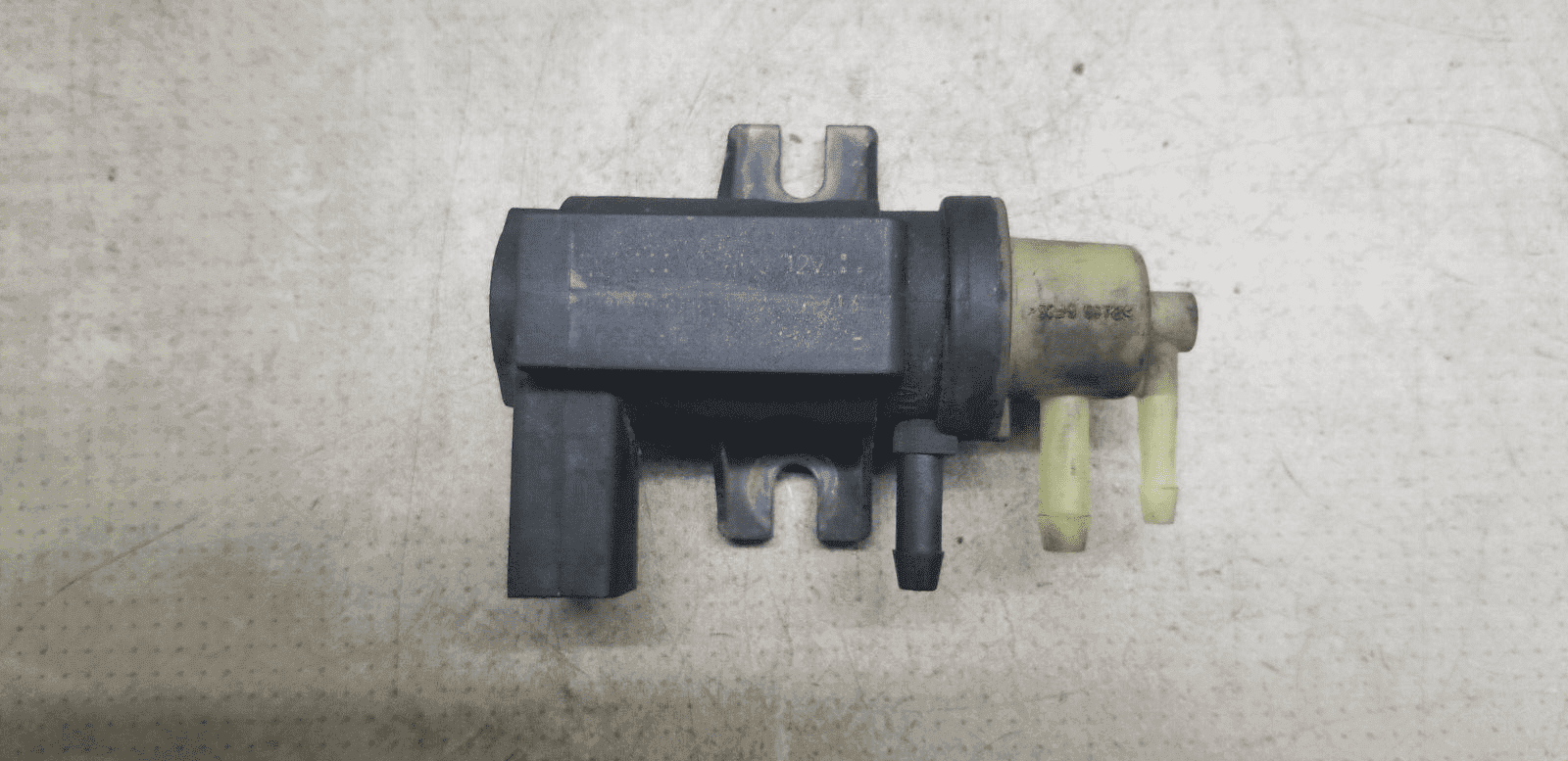 VW Turbo Pressure Solenoid Valve 1K0906627A