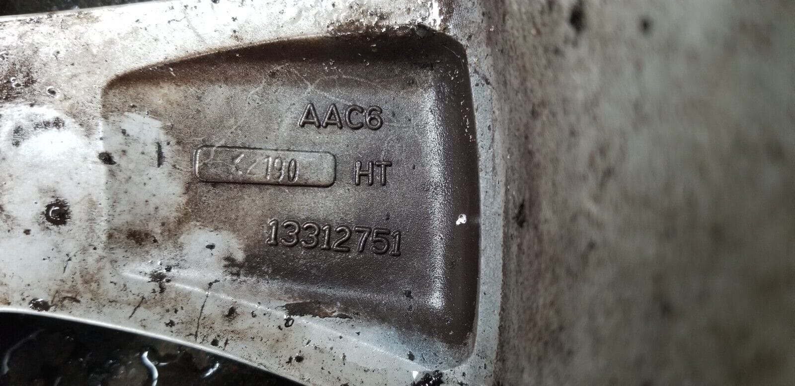 Vauxhall Astra 2012 J Gtc 19 Inch Alloy Wheel And Tyre 235/45R19 13312751 - Image 13