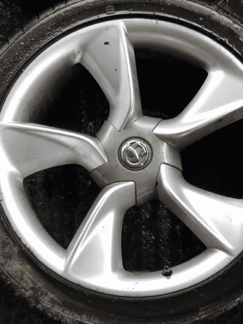 Vauxhall Astra J GTC 19 Inch Alloy Wheel and Tyre Replacement