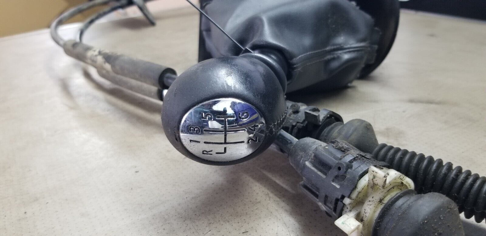 Renault Traffic 6 Speed Gear Stick With Gear Cables 2015 |O - Image 4