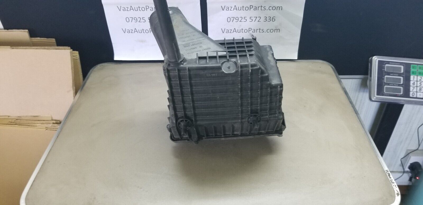 Vauxhall Vivaro/Renault Trafic AIRBOX AND AIRFLOW METER 2015 P/N 165009078R - Image 4