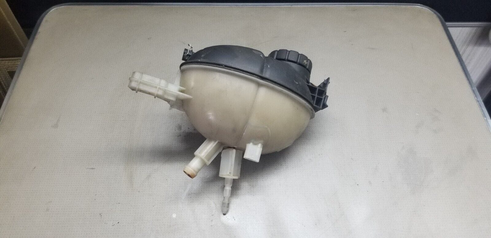 WATER COOLANT EXPANSION BOTTLE 2014 MERCEDES BENZ E CLASS A20450007