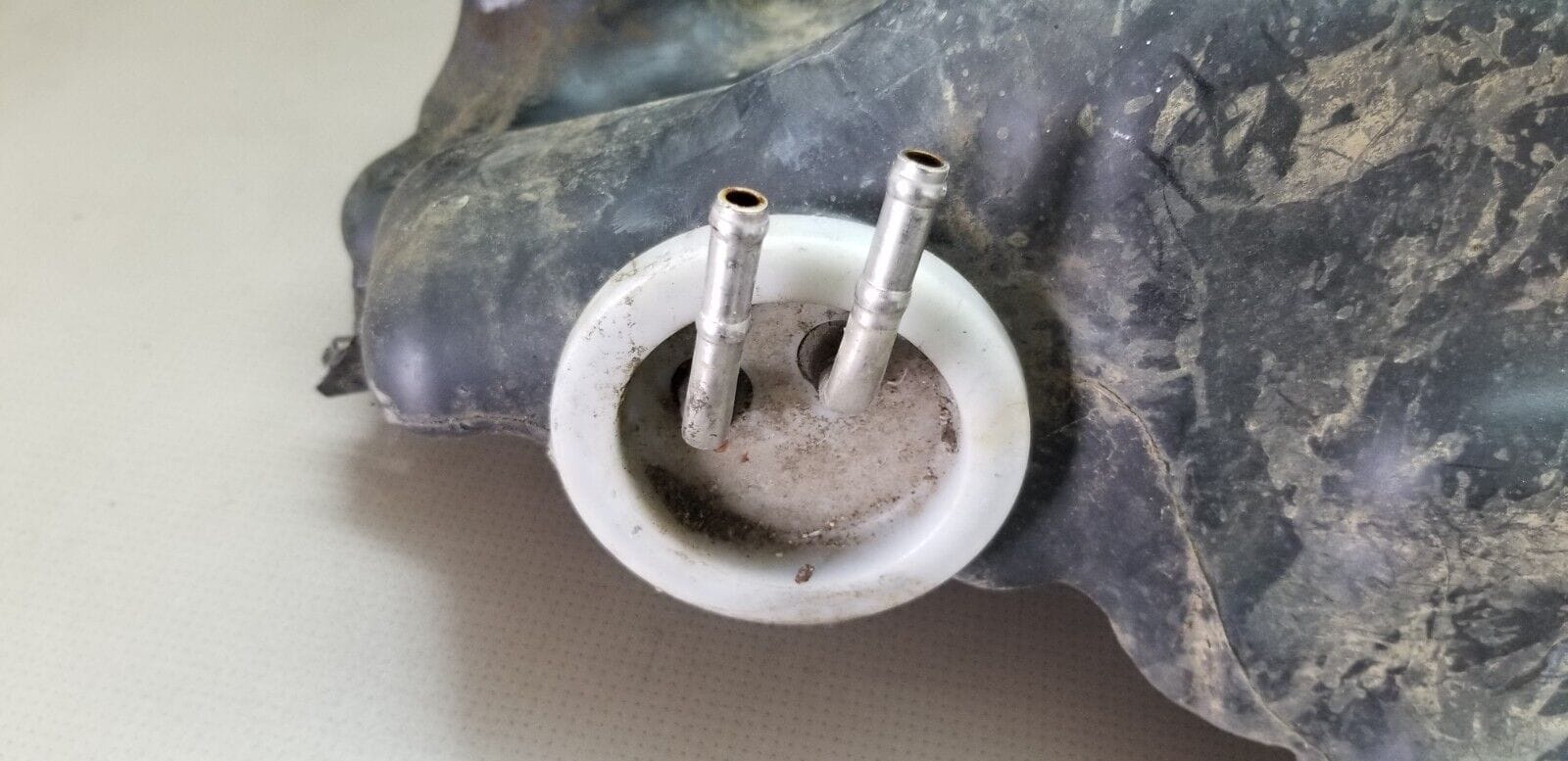 2009-2016 WINDSCREEN WASHER BOTTLE MERCEDES BENZ E CLASS A2048601860 - Image 4