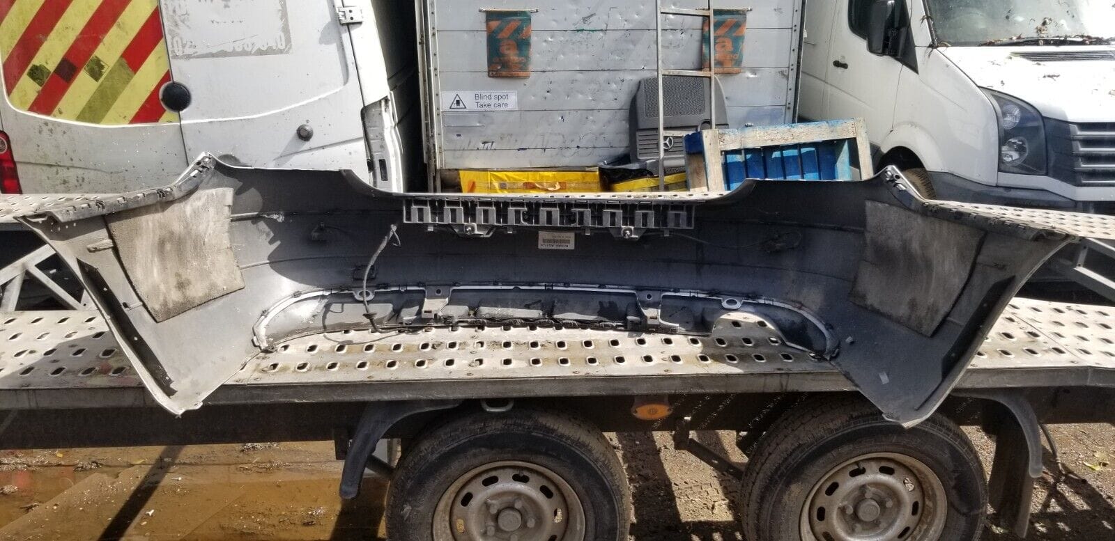 2011 Mercedes Benz E Class rear bumper A2078850165 - Image 6