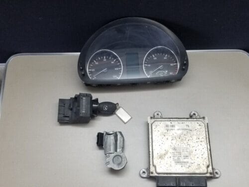 2012 Mercedes Sprinter ECU Engine Control Unit (A 6519000601, A 6519019400, CRD2.35) - Front View