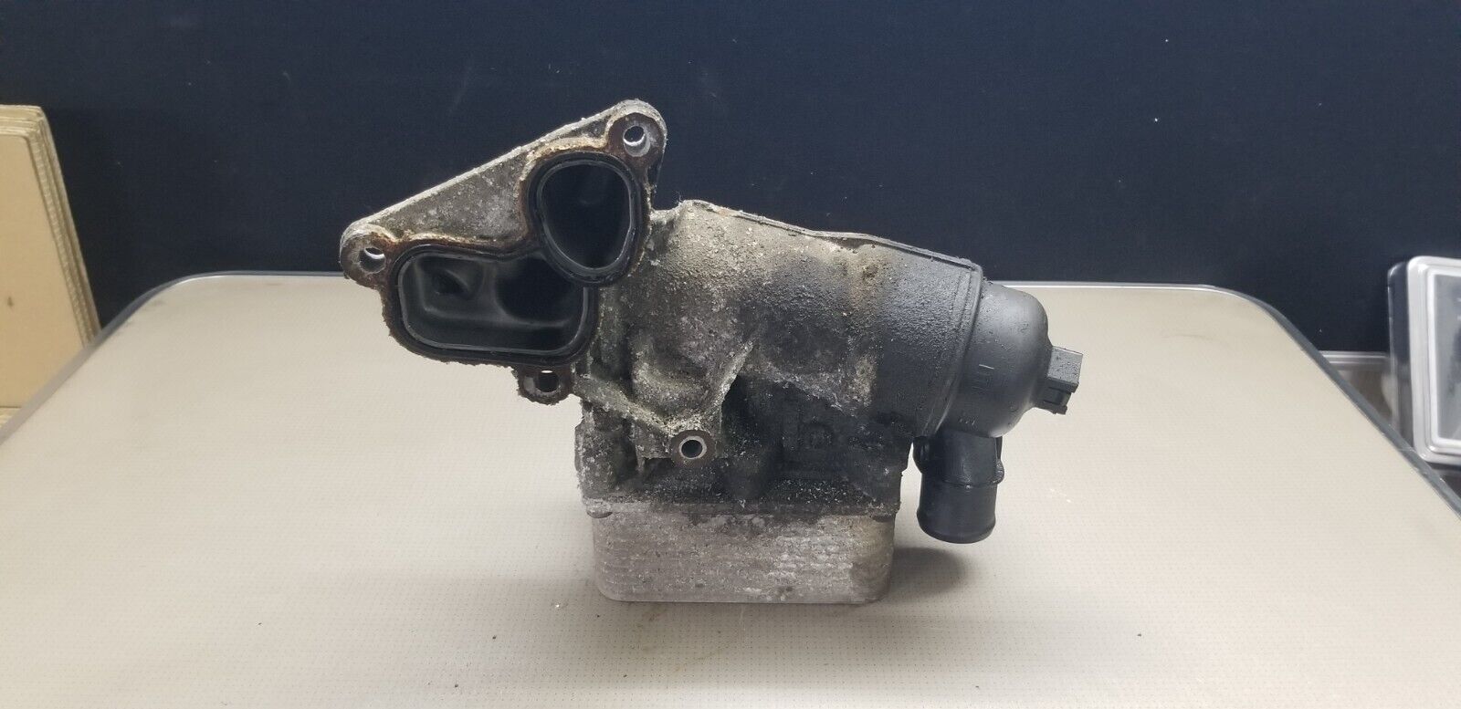 2012 VIVARO 2.0 DIESEL OIL COOLER - Image 3