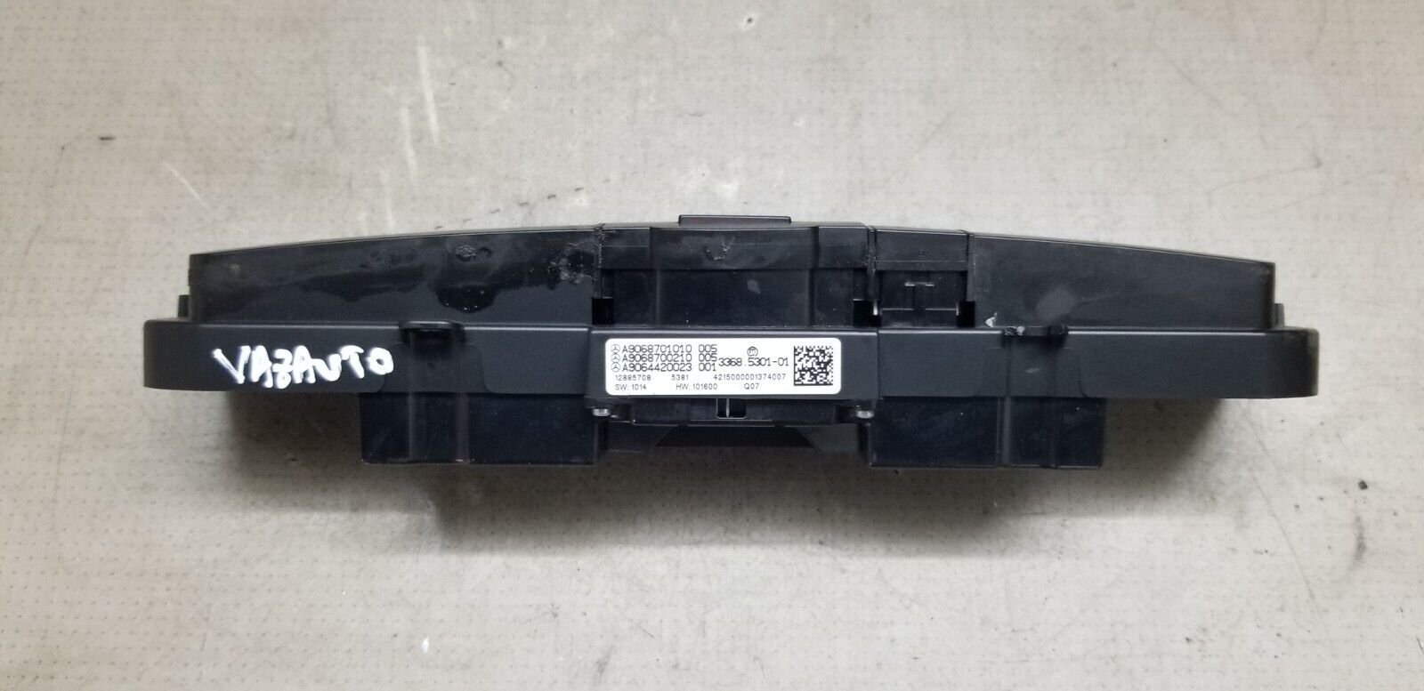 2015 Mercedes Sprinter W906 - Hazard Switch Panel A9068701010 - Image 3