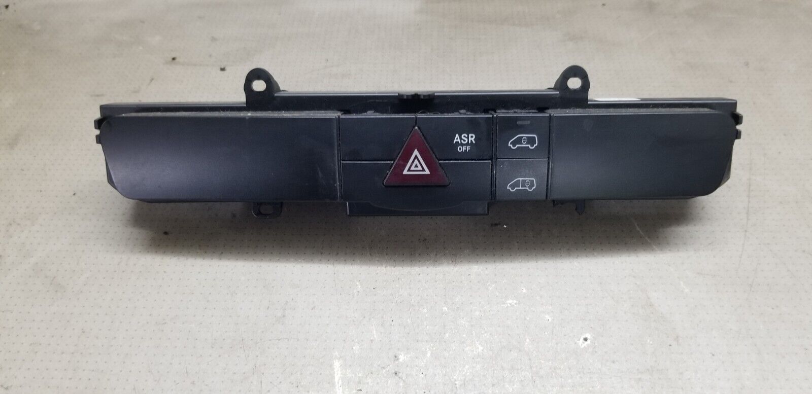 2015 Mercedes Sprinter W906 - Hazard Switch Panel A9068701010