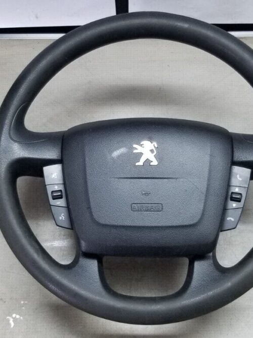 2018 Peugeot Boxer multifunction steering wheel with radio controls (532893880)
