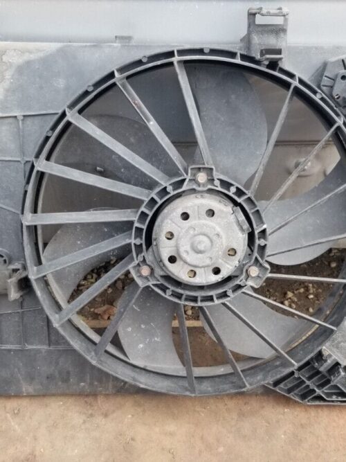 8200427466B cooling fan for RENAULT KANGOO GRAND 1.5 DCI 2012