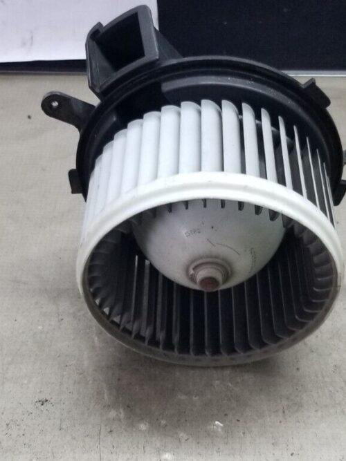 Heater blower motor for Citroen Relay, Peugeot Boxer, and Fiat Ducato 2007–2014