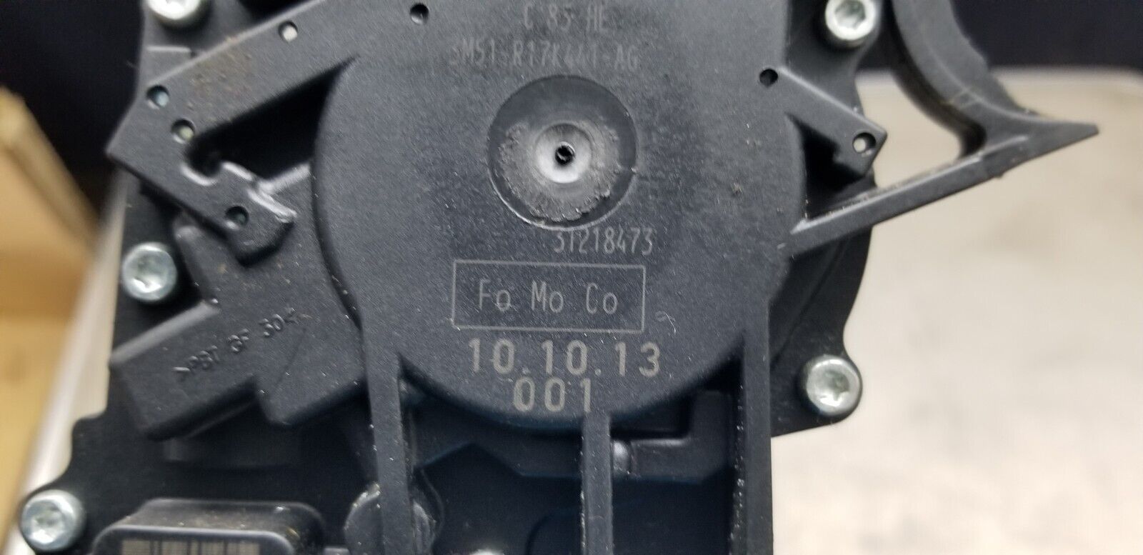 FORD GALAXY 2013 MK3 2.0 TDCI REAR WIPER MOTOR 3M51-R17K441-AG - Image 4