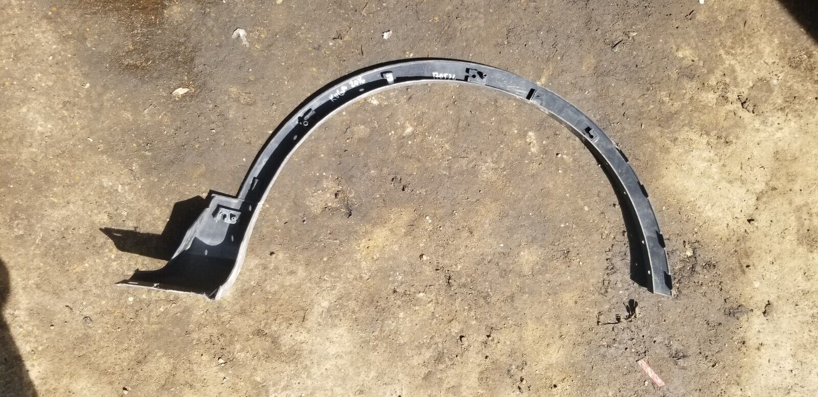 FORD KUGA WHEEL ARCH TRIM FRONT LEFT CV44S16D239A 2016 - Image 3