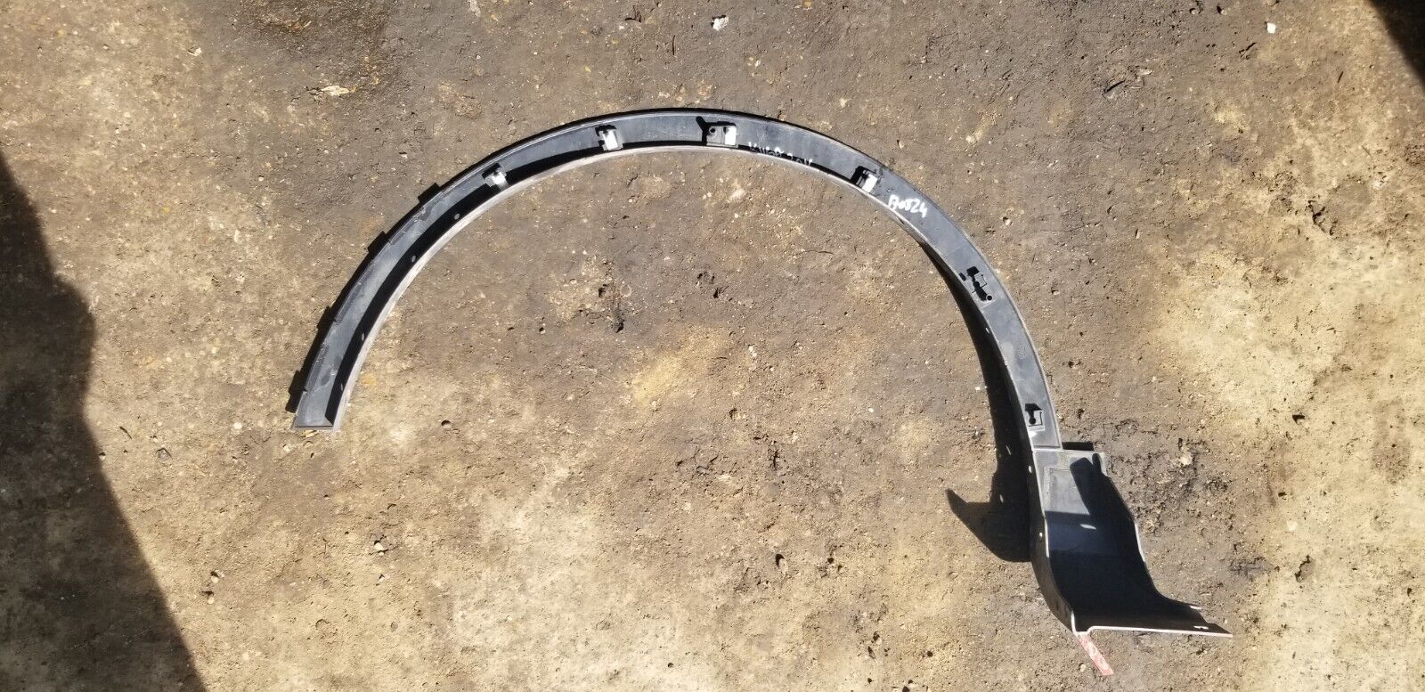 Ford Kuga Wheel Arch Right Front CV44S16D238A 2016 - Image 3