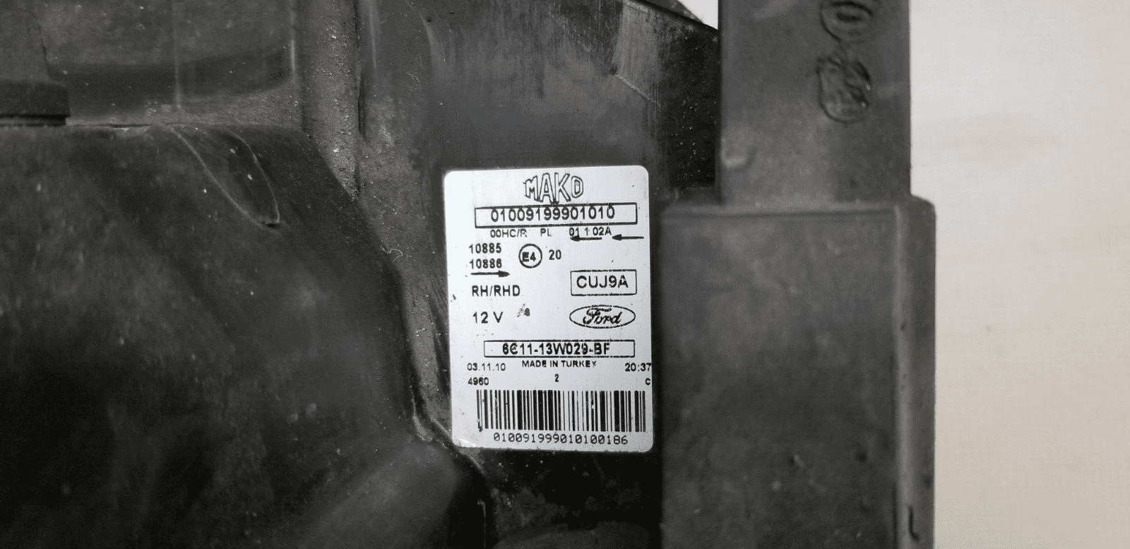 Ford Transit 0ff Side Headlight 2007 - 2013 - Image 6