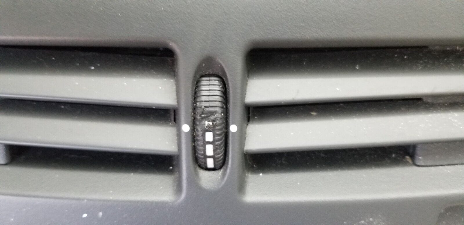 Genuine Mercedes 639 Vito Upper Central Dash Control Panel And Switches - Image 3